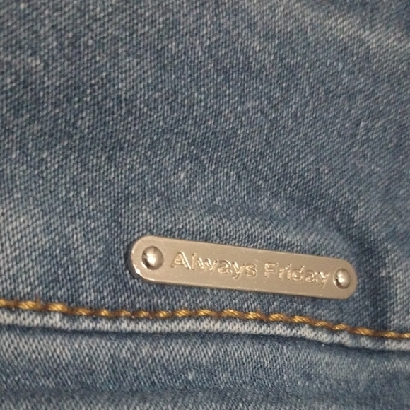 Stylish Blue Ankle-Length Women's Jeans - Picture 13 of 14